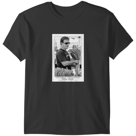 Discover Chris Noth - Mr Big is Mr Romantic T-Shirts