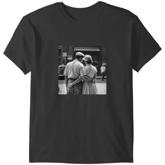 Discover Photography - Vivian Maier T-Shirts