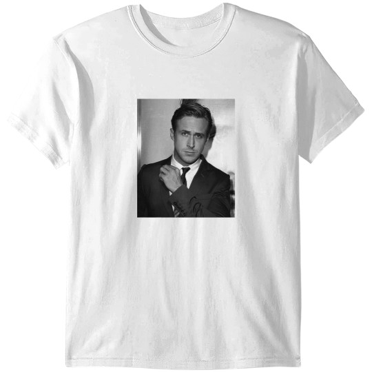 Discover Ryan Gosling Classic(1)Ryan Gosling Classic(1) T-Shirts