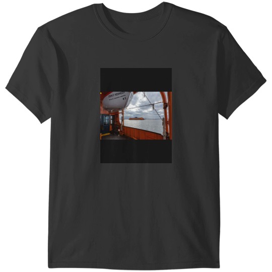 Discover The Staten Island Ferry Active T-Shirts