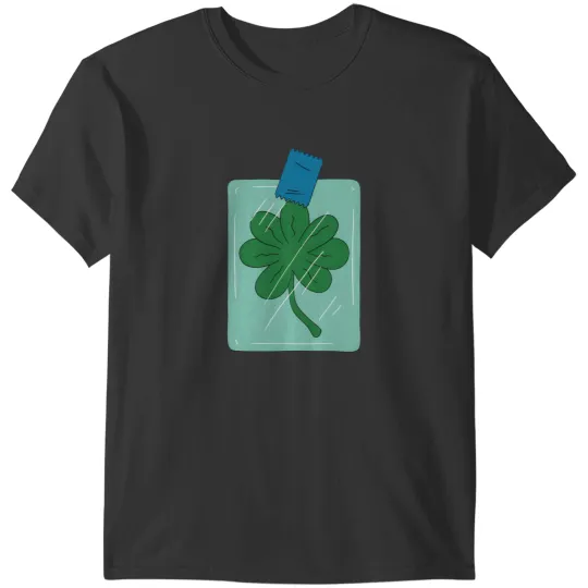 Discover Frys 7 leaf clover - Futurama T-Shirts