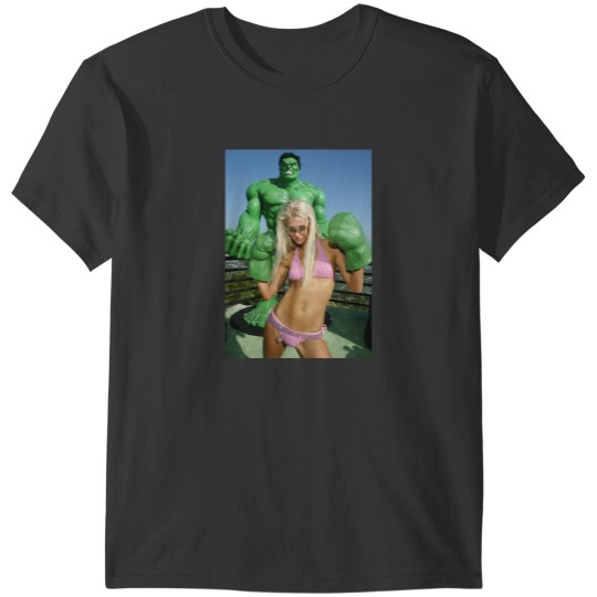 Discover Paris Hilton T-Shirts