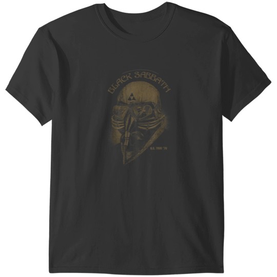 Discover Black  Tour Eye T-Shirts