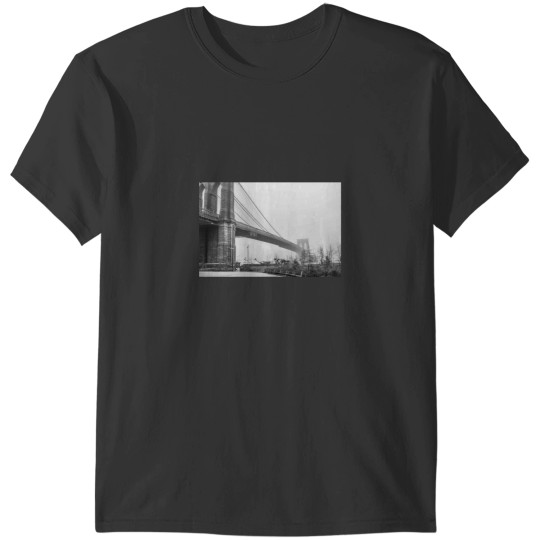 Discover The brooklyns Bridge T-Shirts