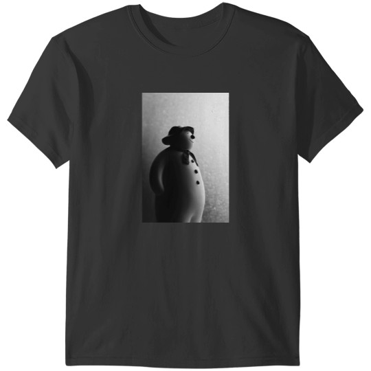 Discover Black & White Christmas Photograph The Snowman Raymond Briggs T-Shirts