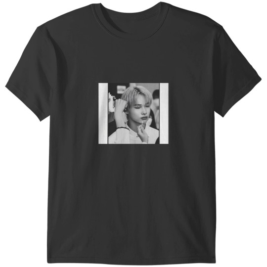 Discover Niki T-Shirts
