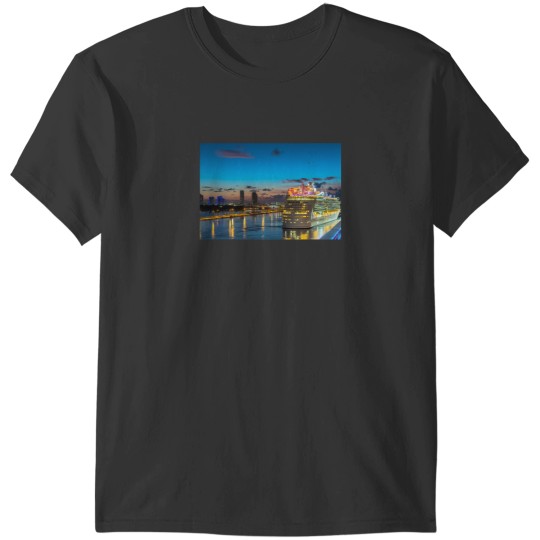 Discover Royal caribbeans Mariner Of The Seas Cruises Ship T-Shirts