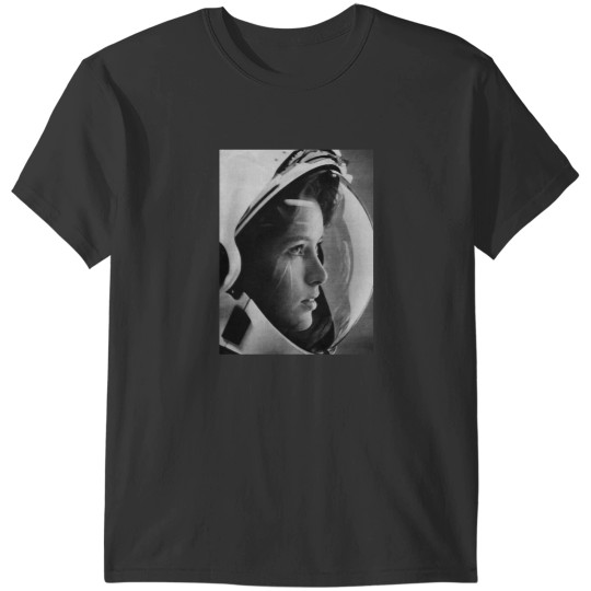 Discover Astronaut Graphic T-Shirts