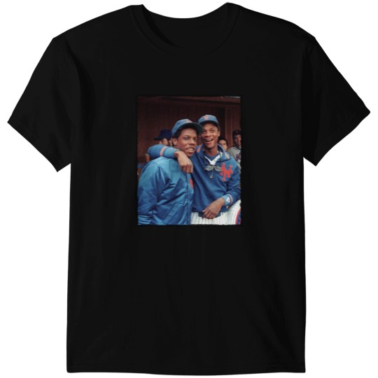 Discover Darryl Strawberry  (1) T-Shirts