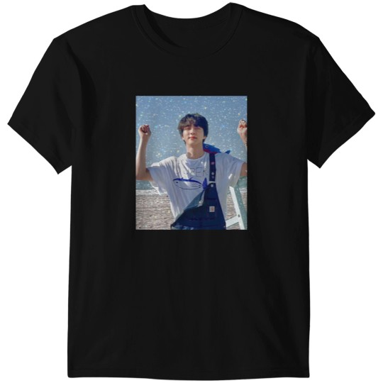 Discover Super tuna jin    (3) Super tuna jin    (3) T-Shirts