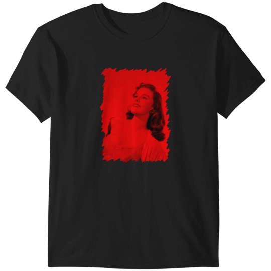 Discover Ginger Lynn - Celebrity (Zoom Pose) T-Shirts
