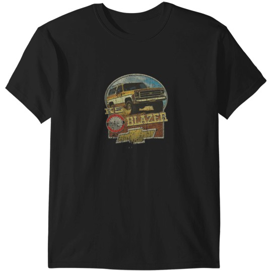 Discover K5 Blazer 1979 T-Shirts