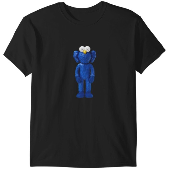Discover Kaws Peanut Collection T-Shirt