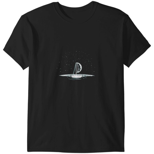 Discover Sailor Moon  (7) T-Shirts