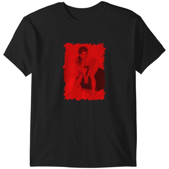 Discover Brooke-Shields---Celebrity-(Sexy-Pose) T-Shirt T-Shirts
