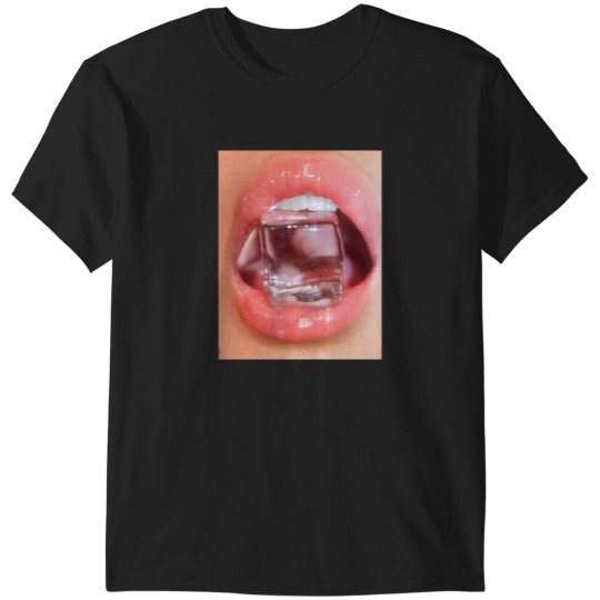 Discover ICE CUBEss lips T-Shirts