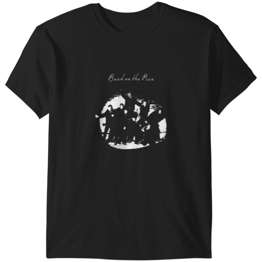 Discover Band On The Run Album Cover Essential T-Shirts