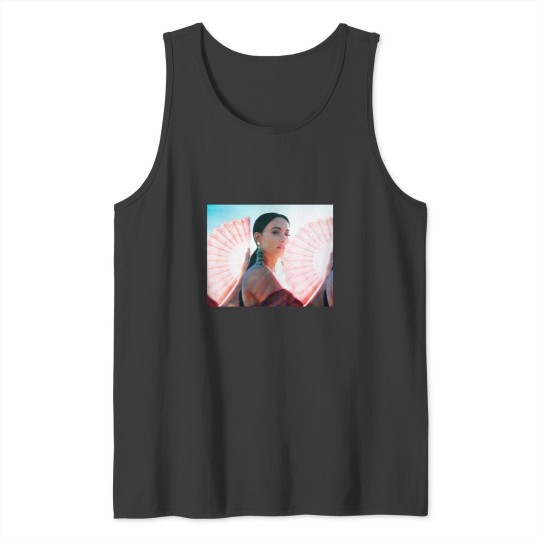 Discover yurtyer_lt_lt_ musgraves,maskes musgraves,galaxy musgraves,lap-top-skin musgraves,stuff musgraves,yo Tank Tops