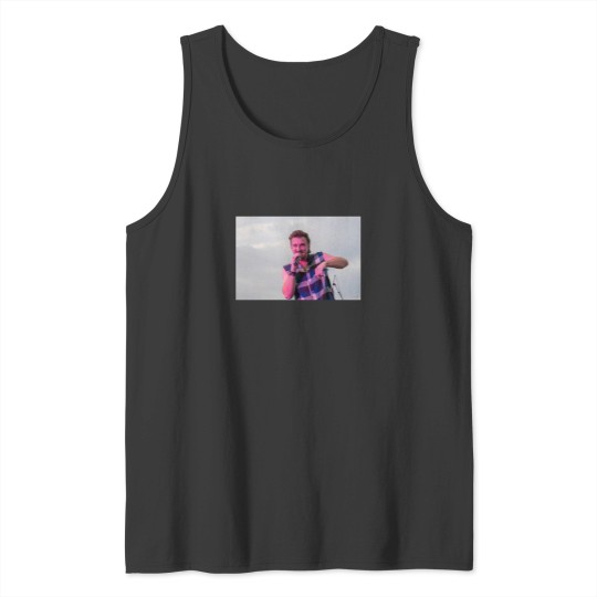 Discover dan sebenarnya aku juga begitu Tank Tops