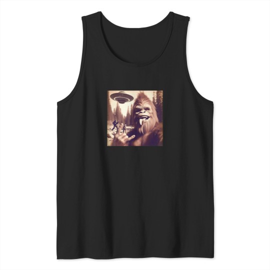 Discover Funny-Bigfoot-Sasquatch-Rock-On-Selfie-Bigfoot-Ufo-Alien-T-Shirt Tank Tops