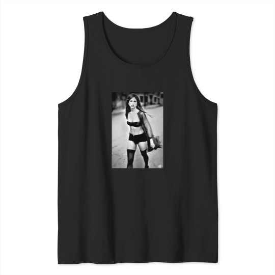 Discover Celebrating-The-Timeless-Style-Of-Jennifer-Aniston T-Shirt Tank Tops