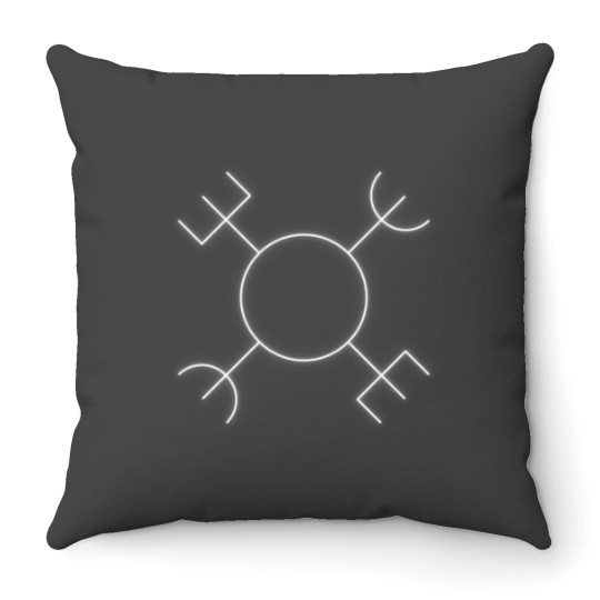 Discover Senua's Saga Hellblade 2 Throw Pillows