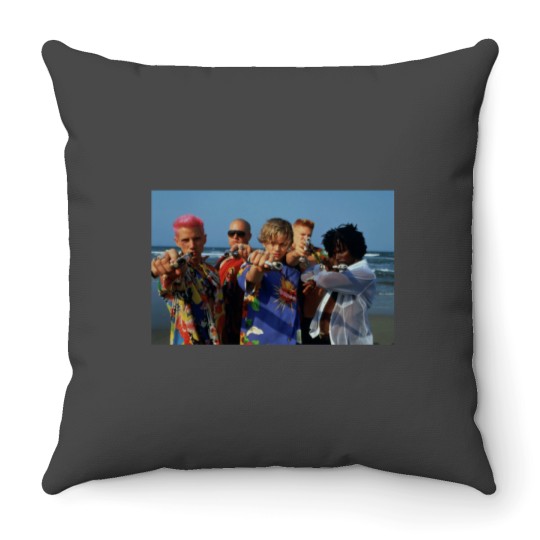 Discover leonardo dicaprio romeo and juliet t shirt Throw Pillows