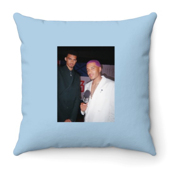 Discover Victor Wembanyama X Jeremy Sochan Graphic Throw Pillows