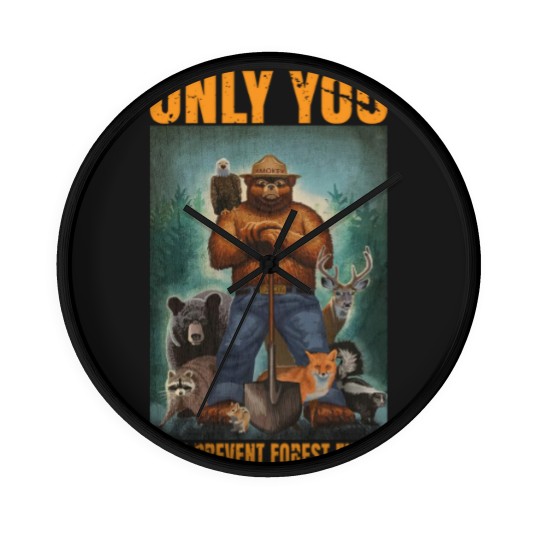 Discover smuky the bear - only you can prevent forest fires Classic Wall Clocks