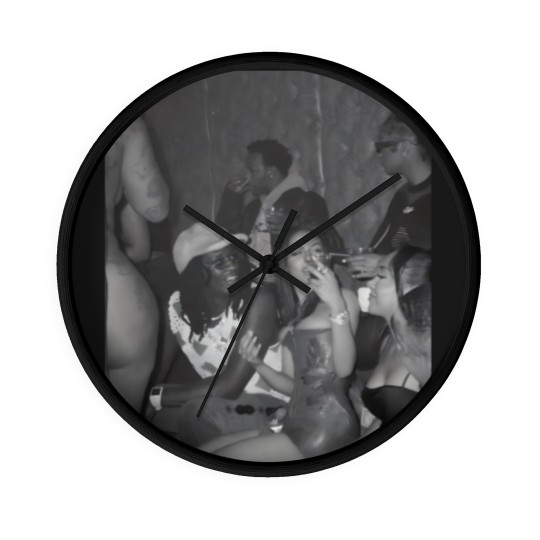 Discover Young Thug and Mariah the Scientist Photo Wall Clocks