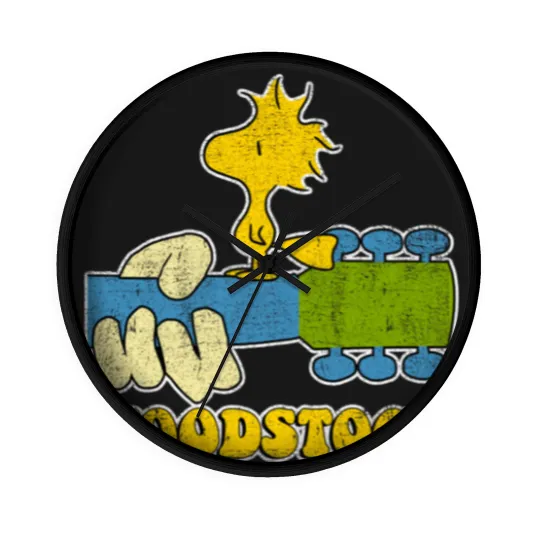 Discover Woodstock, distressed - Woodstock - Wall Clocks
