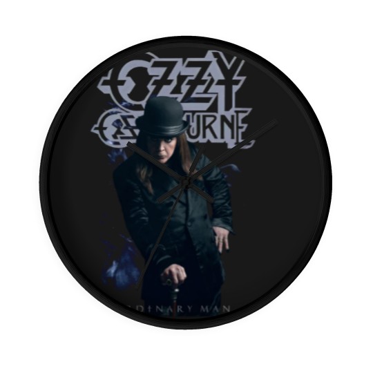 Discover Ozzy Osbourne Sängerin Liebhaber Wall Clocks: Gewhnlicher Mann stehend