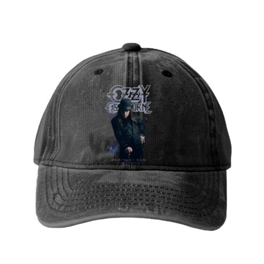 Discover Ozzy Osbourne Sängerin Liebhaber Washed Denim Baseball Caps: Gewhnlicher Mann stehend