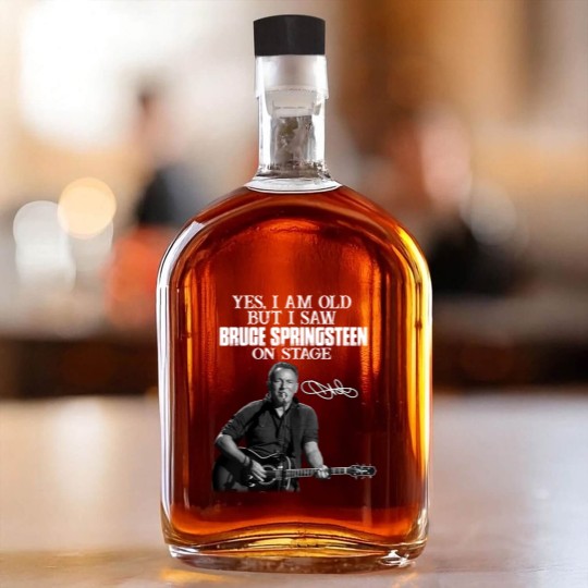 Discover SHUINIU Yes I Am Old But I Saw Bruce-Springsteen On Stage Whiskey Bottles Vintage Gift Black