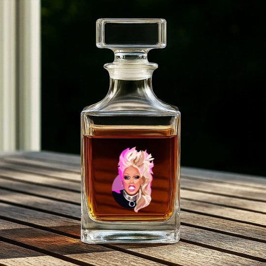 Discover Rupaul - Drag Queen - Whiskey Decanters