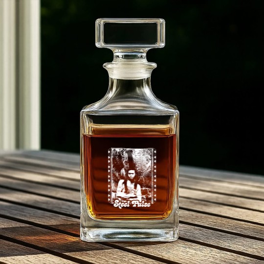 Discover Steel Pulse - --- Whiskey Decanters