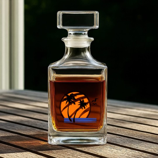 Discover The Last of Us Ellie's Whiskey Decanters | Unisex Whiskey Decanters