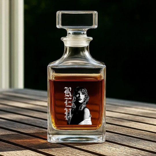 Discover Vintage Reputation Swiftie Whiskey Decanters, Reputation Whiskey Decanters, Rep Whiskey Decanters, Taylor's Version