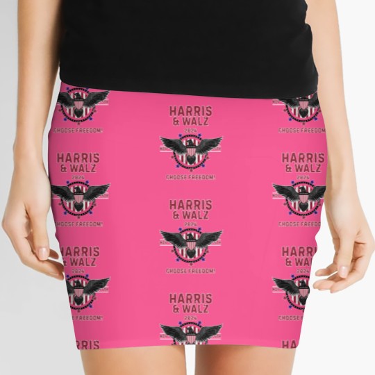 Discover Kamala Harris Names Minnesota Gov. Tim Walz as Her Running Mate Women's Mini Skirts