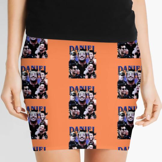 Discover Daniel Ricciardo Vintage Women's Mini Skirts, Gift For Woman and Man Unisex Women's Mini Skirts