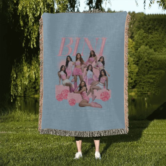Discover BINI Rose classique - BINI Rose classique Woven Blankets