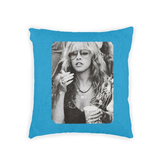 Discover nicks retro - Stevie Nicks - Woven Pillows