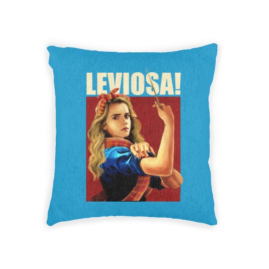 Discover LEVIOSA GRANGER | Essential Woven Pillows