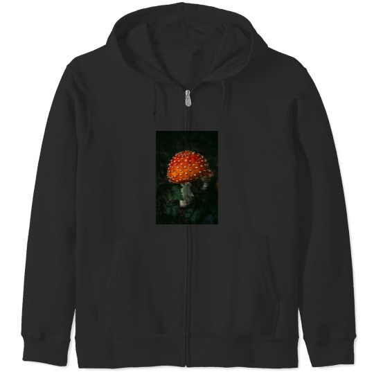 Discover Amanita Muscaria a.k.a Fly Agaric Zip Hoodies