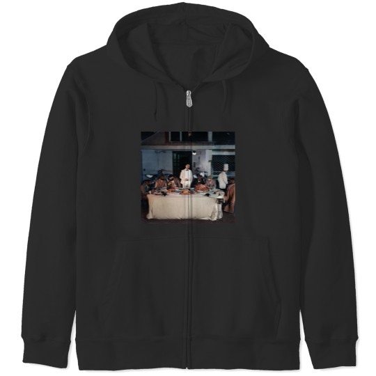 Discover Maes Les derniers salopards Zip Hoodies