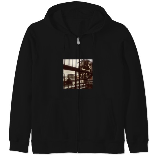 Discover Vintage Clock Zip Hoodies